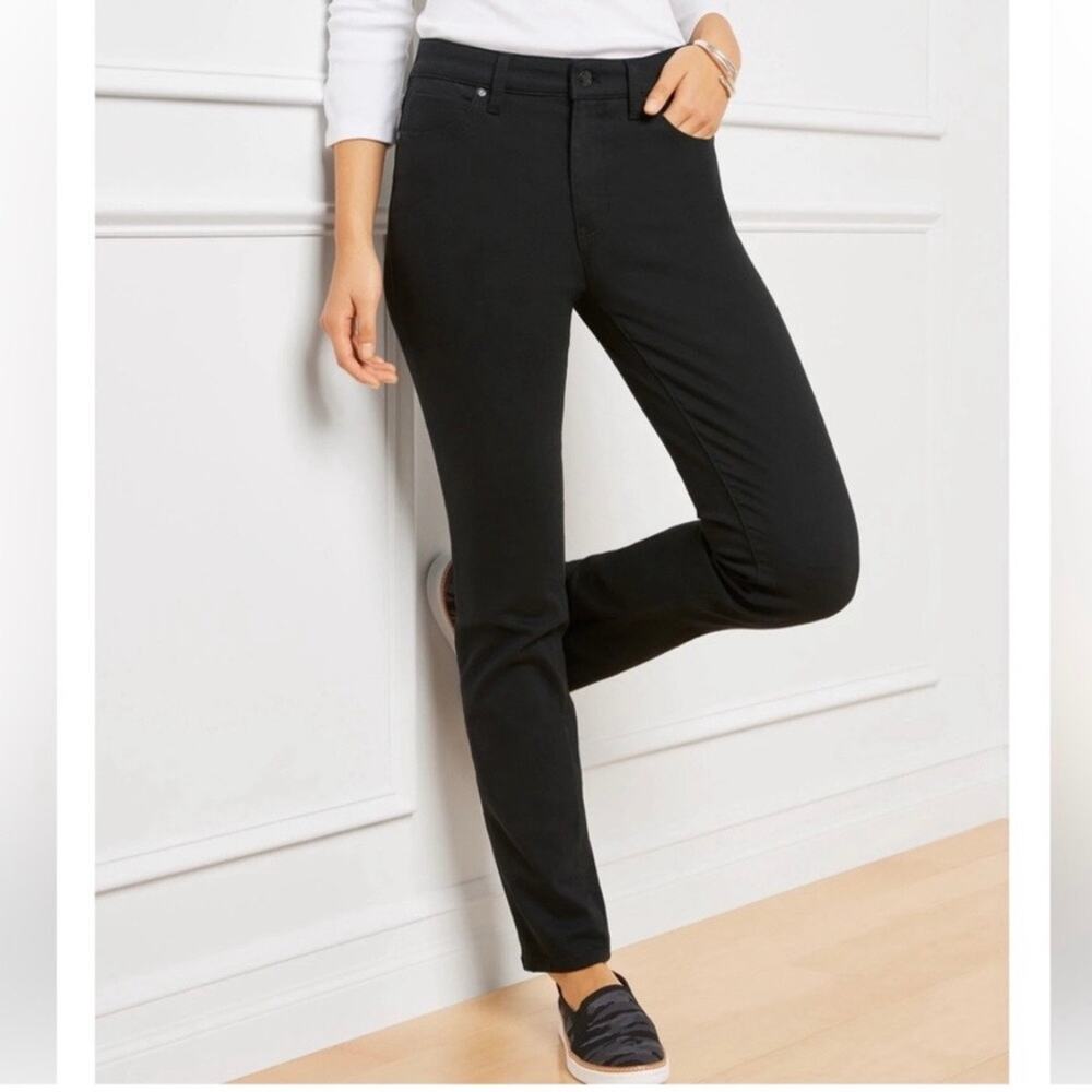 Talbots Straight Leg Black Jeans Size 6P Normcore Casual Old Money Minimalist